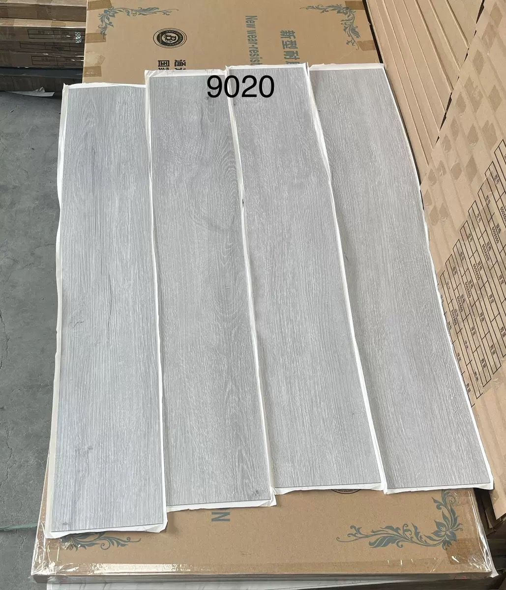 Vinyl Floor Tiles - Image 4